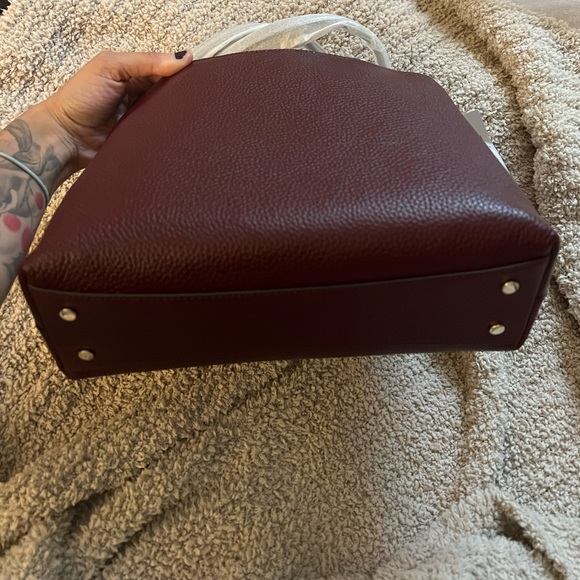 NWOT . Never used.  Kate Spade Aubrey chain top handle satchel - Picture 5 of 6